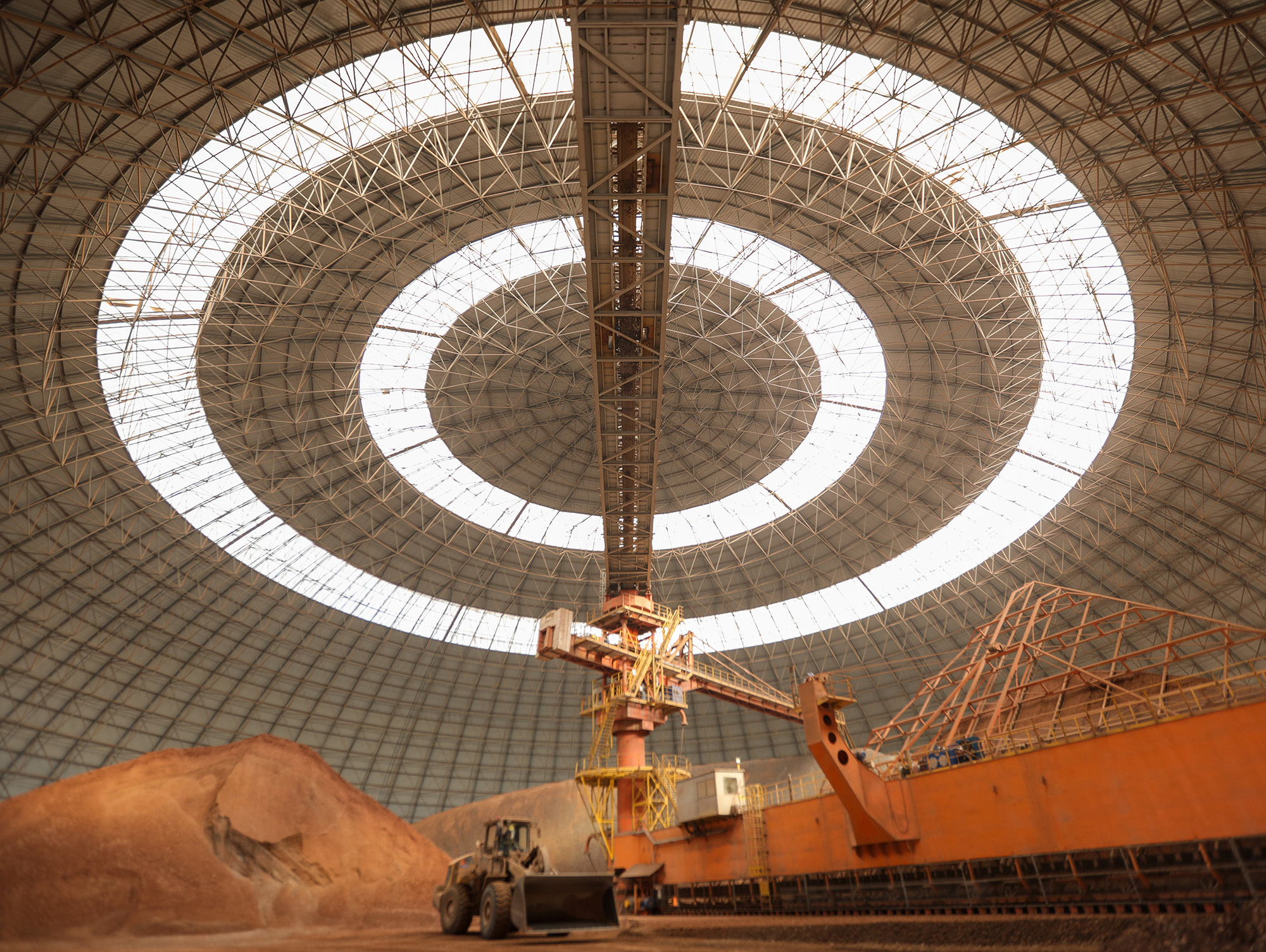 海外氧化铝价格出现跳涨 远期投产压力仍存