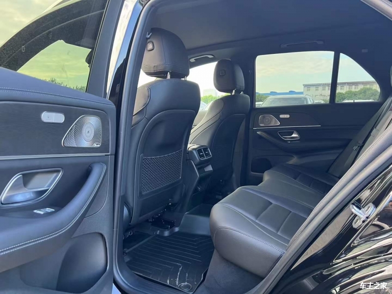 2024年10月21日红土镍矿(1.4-1.6%)报价最新价格多少钱