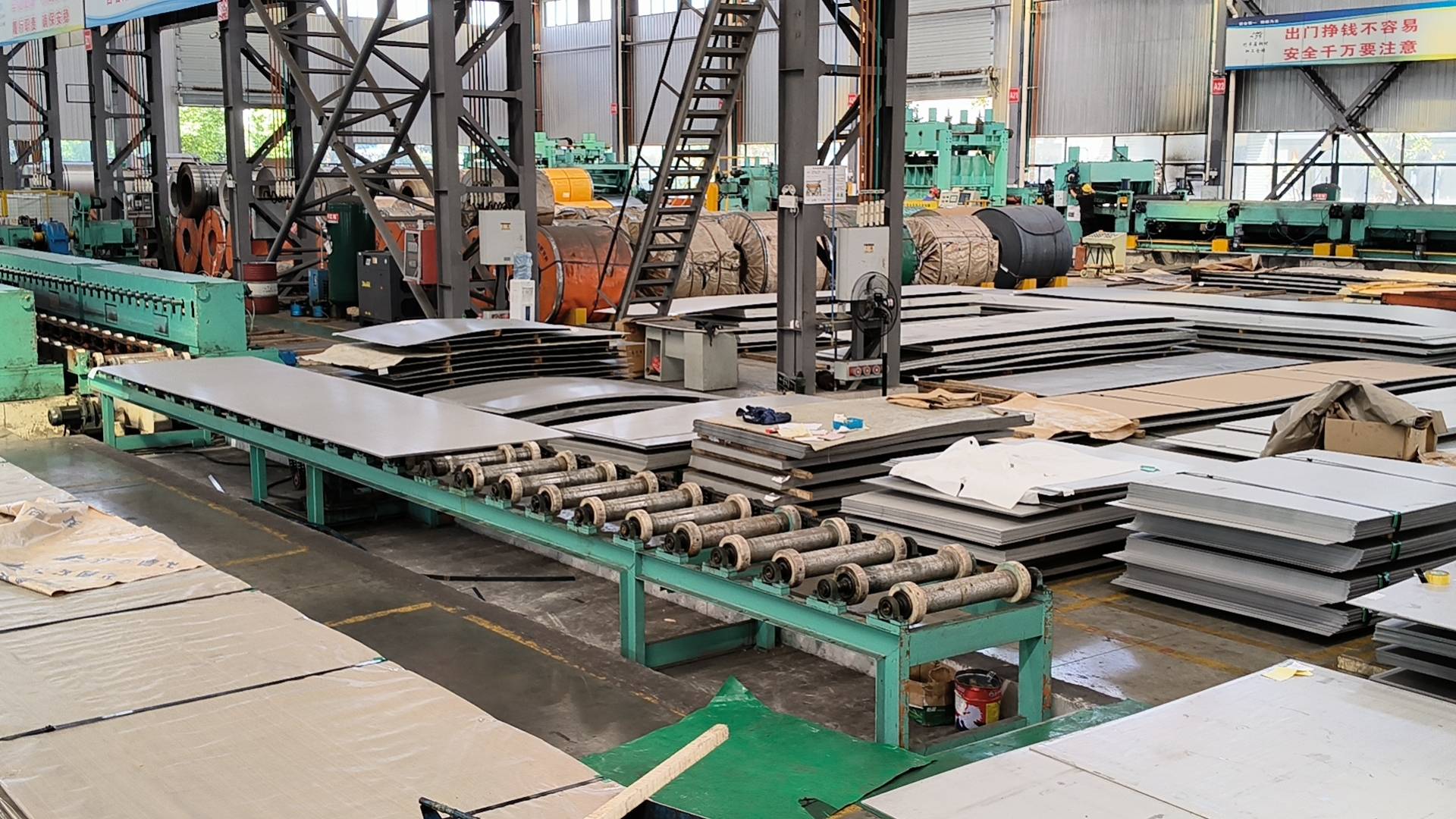 不锈钢现货看涨情绪热烈 期价窄幅波动